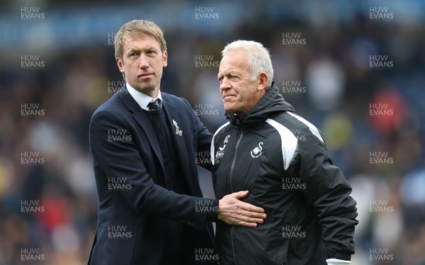 050519 - Blackburn Rovers v Swansea City, Sky Bet Championship - Swansea City manager Graham Potter, left, with Alan Curtis at the end of the match