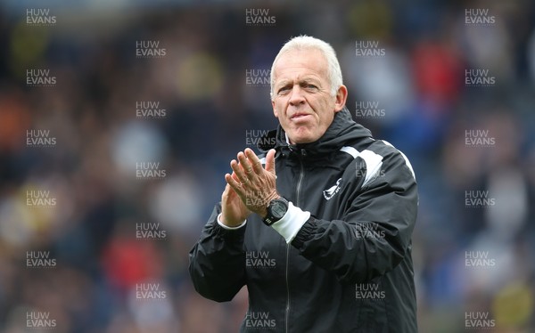 050519 - Blackburn Rovers v Swansea City, Sky Bet Championship - Swansea City's Alan Curtis applauds the travelling fans at the end of the match