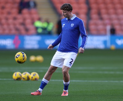 081125 - Blackpool v Cardiff City - Sky Bet League 1 - Will Fish of Cardiff