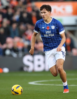 081125 - Blackpool v Cardiff City - Sky Bet League 1 - Rubin Colwill of Cardiff