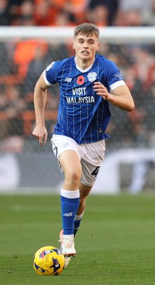 081125 - Blackpool v Cardiff City - Sky Bet League 1 - Dylan Lawlor of Cardiff