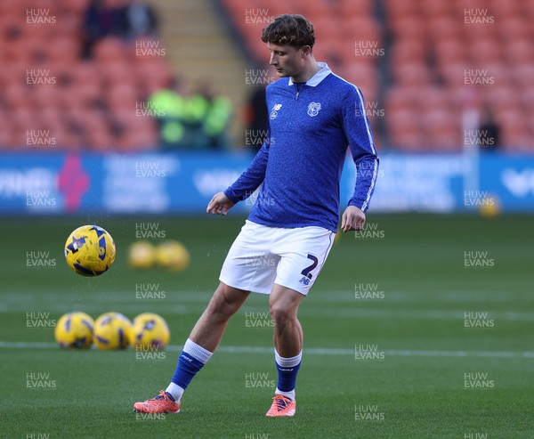 081125 - Blackpool v Cardiff City - Sky Bet League 1 - Will Fish of Cardiff