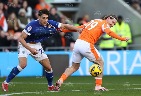 081125 - Blackpool v Cardiff City - Sky Bet League 1 - Yousef Saleh of Cardiff and Josh Bowler of Blackpool