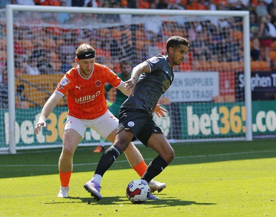 130822 - Blackpool v Swansea City - Sky Bet Championship - Kyle Naughton of Swansea and Josh Bowler of Blackpool