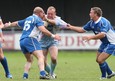 10.08.08 -  Blackwood Bulldogs v Valley Cougars, Welsh Rugby League Premier Conference Grand Final 2008. Cougars James Allen test the Bulldog defence 