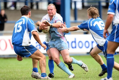 10.08.08 -  Blackwood Bulldogs v Valley Cougars, Welsh Rugby League Premier Conference Grand Final 2008. Cougars James Allen tests the Bulldogs defence 