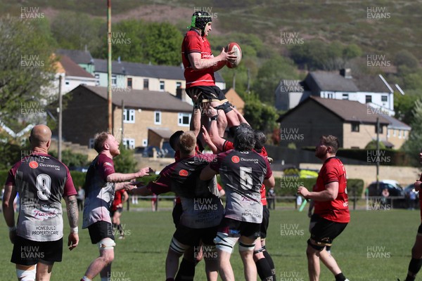 250426 - Blaina v Bedlinog - Admiral National League 1 East - 