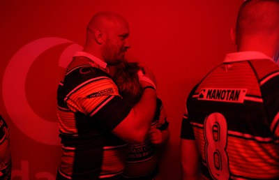 120426 - Blaina v Abercrave - Mens Division One Cup Final - Carwyn Owen