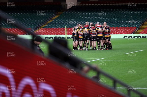 120426 - Blaina v Abercrave - Mens Division One Cup Final - Abercrave team huddle