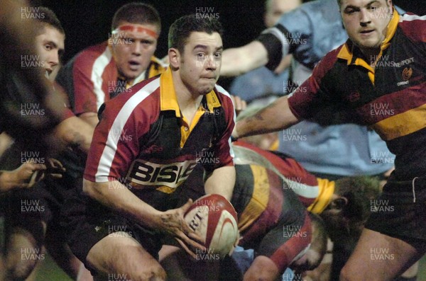 140206 - Amateur Blues v Dragons Amateur - Beddau RFC Dragons' Rhodri Jones looks for support 