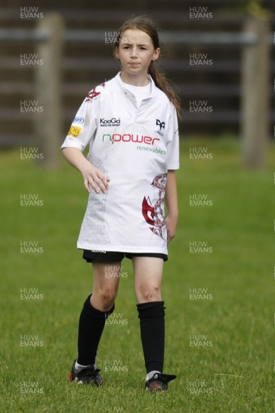 11.10.09 Cardiff Blues Girls U15's v Ospreys Girls U15's - Regional championships - Ospreys' full back Katryn Masson. 