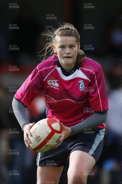 11.10.09 Cardiff Blues Girls U18's v Ospreys Girls U18's - Regional championships - Blues' outside half Brogan Jones in action. 