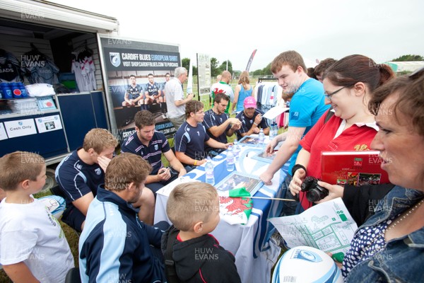 090812 - Cardiff Blues players meet fans at the Eisteddfod in the Vale of Glamorgan