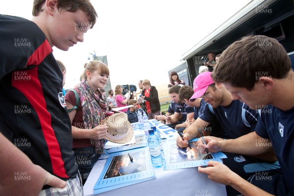 090812 - Cardiff Blues players meet fans at the Eisteddfod in the Vale of Glamorgan