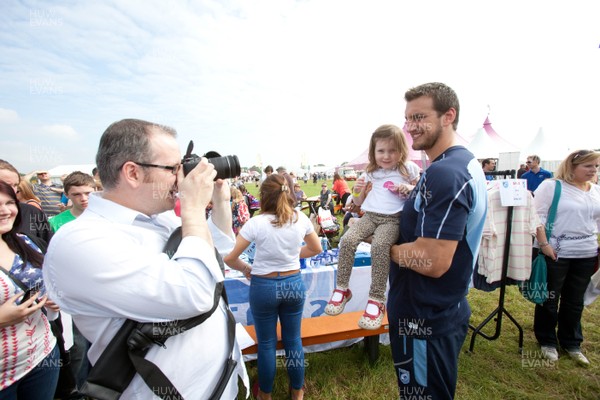 090812 - Cardiff Blues players meet fans at the Eisteddfod in the Vale of Glamorgan