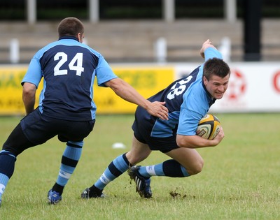 04.08.08 - Cardiff Blues Ceri Sweeney takes part in an open training session at Pontypridd's Sardis Road 