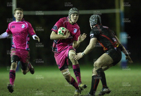 27.10.10.. Blues South u16 v Dragons u16, WRU Age Grade Championship -  Blues James Sheeky takes on Thys Anderson 