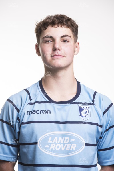 030918 - Blues South Under 16 Rugby Squad - Iwan Johnes