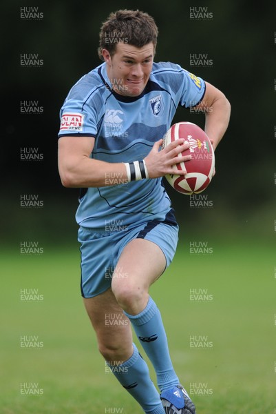 27.09.09 - Blues U18s v Gogledd Cymru U18s - WRU Under 18 Regional Championship - Blues' Harley Thomson. 