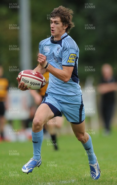 27.09.09 - Blues U18s v Gogledd Cymru U18s - WRU Under 18 Regional Championship - Blues' Richard Lovering. 