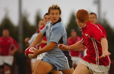 060906 - Blues Under 18 v Scarlets Under 18 - Blues Phil Williams breaks 