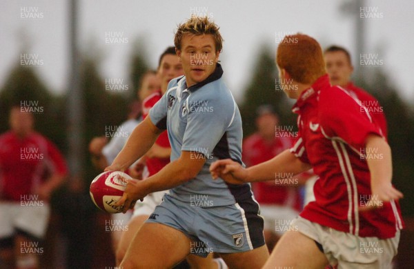 060906 - Blues Under 18 v Scarlets Under 18 - Blues Phil Williams breaks 