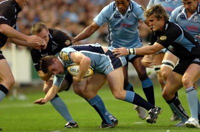 220906  Cardiff Blues v Glasgow  Ben Blair fails to make the line  