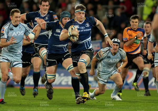 07.01.12 Cardiff Blues v Leinster - RaboDirect PRO 12  Leinster's Jamie Heaslip breaks past the Blues' defence 