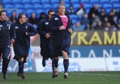 07.03.10 - Cardiff Blues v Leinster - Magners League - Andy Powell of Cardiff Blues warms up. 