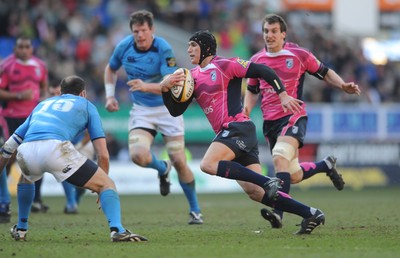 07.03.10 - Cardiff Blues v Leinster - Magners League - Tom James of Cardiff Blues is tackled by Girvan Dempsey of Leinster. 