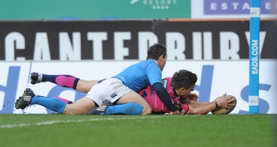 07.03.10 - Cardiff Blues v Leinster - Magners League - Chris Czekaj of Cardiff Blues scores try. 