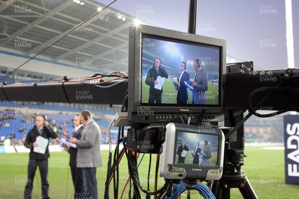 25.03.11 Cardiff Blues v Munster... BBC Wales sport at the game...l-r Gareth Lewis, Rhys Williams and Mike Hall. 