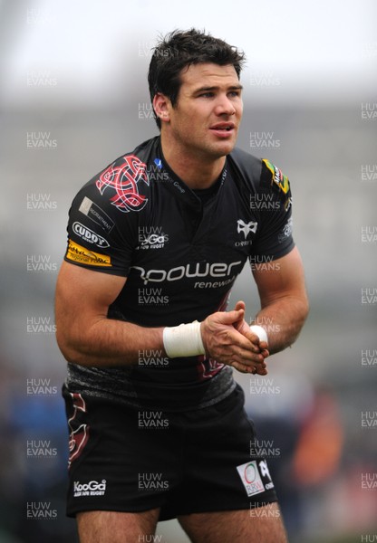 31.12.08 - Cardiff Blues v Ospreys - Magners League - Ospreys Mike Phillips. 