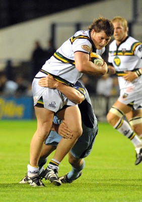 29.08.08 - cardiff Blues v Northampton Saints nothampton's Dylan Hartley tries to get through 