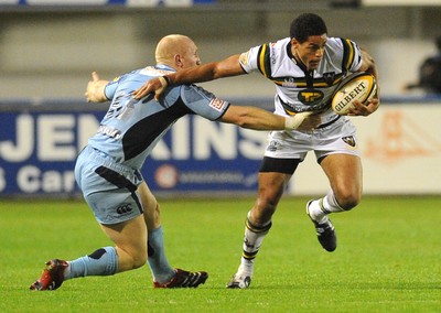 29.08.08 - cardiff Blues v Northampton Saints Northampton's Joe Ansbro is tackled by Tom Shanklin 