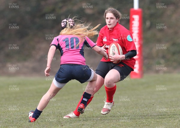 070413 - Blues u18 Women v Scarlets u18 Women, Cross Keys - Blues take on Scarlets in the second game of a double header of regional u18 womens matches at Cross Keys 