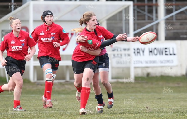 070413 - Blues u18 Women v Scarlets u18 Women, Cross Keys - Blues take on Scarlets in the second game of a double header of regional u18 womens matches at Cross Keys 