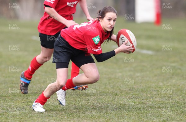 070413 - Blues u18 Women v Scarlets u18 Women, Cross Keys - Blues take on Scarlets in the second game of a double header of regional u18 womens matches at Cross Keys 