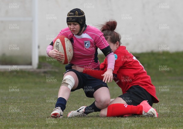 070413 - Blues u18 Women v Scarlets u18 Women, Cross Keys - Blues take on Scarlets in the second game of a double header of regional u18 womens matches at Cross Keys 