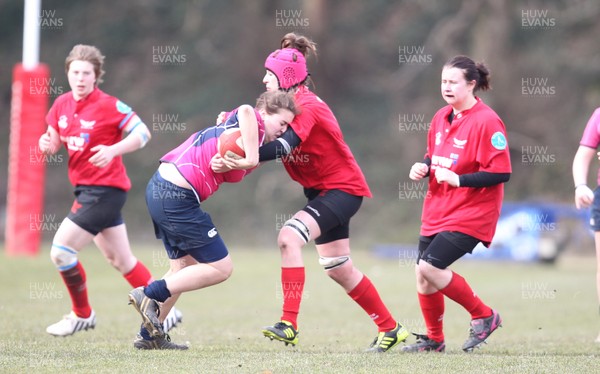 070413 - Blues u18 Women v Scarlets u18 Women, Cross Keys - Blues take on Scarlets in the second game of a double header of regional u18 womens matches at Cross Keys 