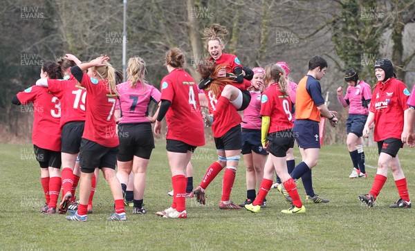 070413 - Blues u18 Women v Scarlets u18 Women, Cross Keys - Scarlets celebrate after beating the Blues to win the regional championship  