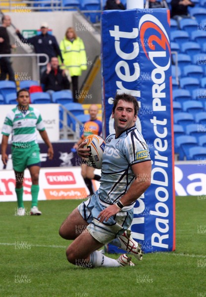 11.09.11 Cardiff Blues v Treviso... Blues Dafydd Hewitt  scores bonus point try. 