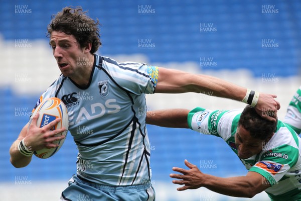 11.09.11 Cardiff Blues v Treviso... Blues Alex Cuthbert beats tackle by Brendan Williams to score try. 