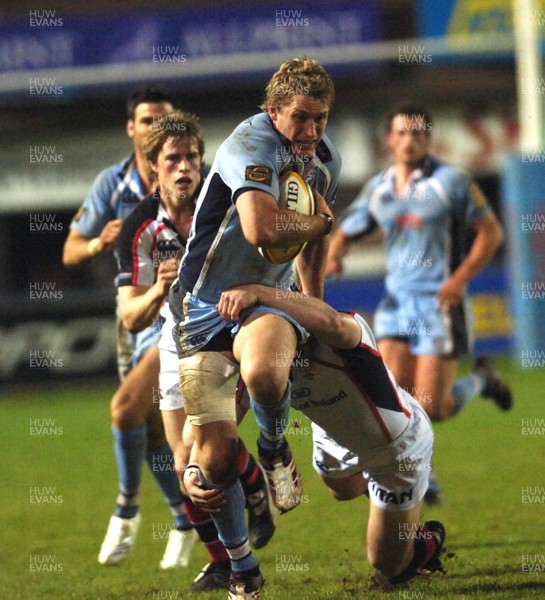 20.03.07 - Magners League - Cardiff Blues v Ulster Blues Jamie Robinson tries to break through 