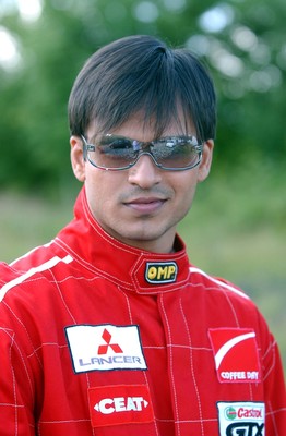 020703 - Kyoni! Ho Gaya Na Pyar (Love Has Finally Happened) Filming - Bollywood film star Vivek Oberoi