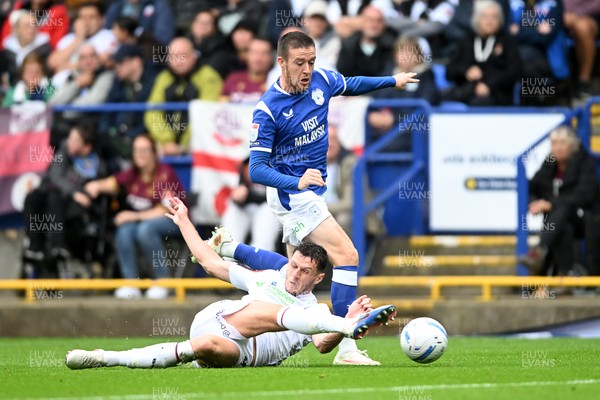 120926 - Bolton Wanderers v Cardiff City - Sky Bet Championship - Jack Moylan of Cardiff City is challenged by Gaizka Larrazabal of Bolton