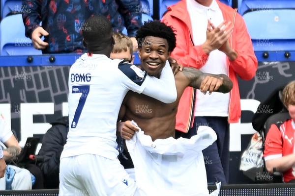 120926 - Bolton Wanderers v Cardiff City - Sky Bet Championship - Thierry Gale of Bolton celebrates scoring a goal to win the match late on