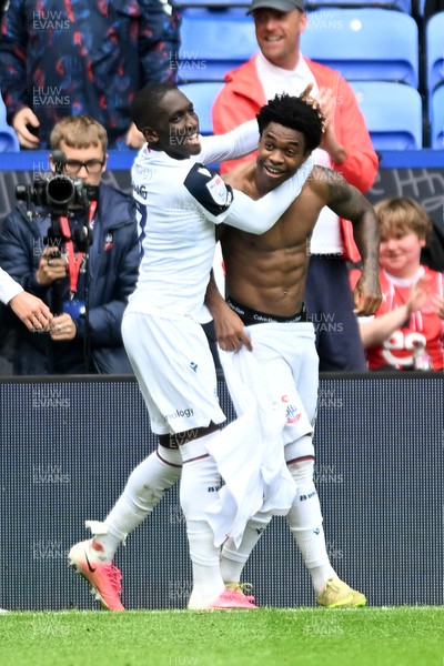 120926 - Bolton Wanderers v Cardiff City - Sky Bet Championship - Thierry Gale of Bolton celebrates scoring a goal to win the match late on