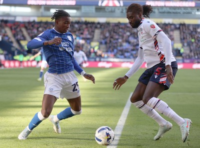 251025 - Bolton Wanderers v Cardiff City - Sky Bet League 1 - Tanaswa Nyakuhwa of Cardiff and Richard Taylor of Bolton
