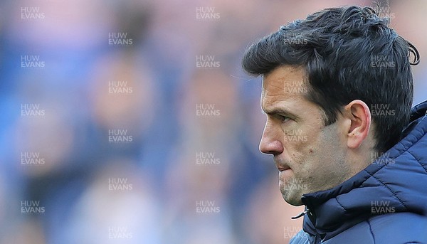 251025 - Bolton Wanderers v Cardiff City - Sky Bet League 1 - Defeated Manager Brian Barry-Murphy of Cardiff at the end of the match